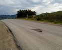дорога Феодосия-Ялта, подъем перед Коктебелем, выбоины по центру дороги на закрытом повороте