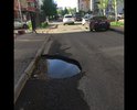 Балашихинское шоссе, ремонт ежегодно проводится, качество ремонта говорит само за себя. На месяц не хватает латок. А вот про эти ОГРОМНЫЕ дыры, обслуживающая компания вовсе ЗАБЫЛА! Контроль качества работ со стороны администрации отсутствует. Кто-то не выполняет свои обязанности по халатности или по причине заинтересованности. Думаю разберется прокуратура? Самое страшное, что глубина ямы свыше 20 сантиметров, при дожде ее не видно совсем. Там уже загублены десятки машин. Обращения в Добродел были неоднократно. ТИШИНА .....