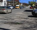 Прекресток с ул Коцюбинского, абсолютно разбитый участок .Скорость транспорта снижена, повышенная аварийность.требуется ремонт участка в 30 метров.