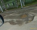 Подъезд к ремонтной мастерской, гаражам, полиции, Дворцу Спорта... по ул. Киевской невозможен, огромные ямы! Дорогу ремонтировали, если не изменяет память, года 2 - 4 назад.