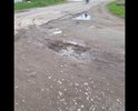 Ужасная насыпь, ямы, в дождливую погоду грязь...