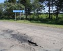На трассе Бакчар-Томск убитые дороги - в колдобинах, ямах - практически на всем протяжении трассы