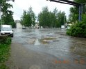 Вот фотографии участков дороги и самой дороги с видом на среднюю школу №10 в г. Гусь-Хрустальный Владимирской области, остановку автобуса с тупиковой части ул. Садовой на противоположное направление ул. Мира до проспекта 50 лет Советской Власти, вдоль дома 69А по ул. Садовая. Несколько десятков лет на этом участке избирались депутаты в городской совет, в т.ч. и нынешний мэр города. Даю 3 файла фотографий.