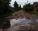 Улица Правосудия в связи с длительной эксплуатацией без надлежащего ремонта пришла в негодность, особенно в  ее конце и середине.