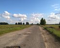 Участок дороги 61К-105 (в районе д. Китово) ремонтировался несколько лет назад выборочно, участки, не затронутые ремонтом, находятся в плохом состоянии.