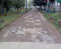 Невозможно пройти в детский сад №8, огромные лужи, грязь, ямы!!!!! Дорога прилегает к дому №5 по улице Первомайской и ведет к центральному входу детского сада. Ни администрации города, ни отделу образования нет дела до этой проблемы! Безотлагательно необходимо решить вопрос с асфальтированием дороги!!! Дети - наше будущее!