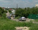 Здравствуйте. Обращаюсь к вам с просьбой, даже криком о помощи. У нас в деревне Образцово городского округа Домодедово очень сложная ситуация для движения пешеходов. Две деревни, Образцово и Житнево, находятся друг за другом.  Дорога для проезда автомобилей очень узкая, для того что бы машины разминулись друг с другом, они заезжают на обочину. Весной этого года сделали хороший асфальт, проходящие машины стали объезжать пробки, и соответственно, поток увеличился даже не в два раза. Говорить о том, что машины соблюдают скоростной режим просто глупо. Пешеходам негде ходить!!! У нас  хорошо населенный пункт, много детей, мам с колясками, по границе дороги стадион для детей - прогуляться или сходить в магазин ПРОСТО ОПАСНО!!!! Весной позапрошлого года, в нашей деревне, только на другой дороге без тротуара, на обочине, произошел несчастный, СМЕРТЕЛЬНЫЙ случай с участием бабушки и девочки. И тут же сделали тротуар, поставили светофор. Так для того  чтобы, что то сделали для пешеходов, нужно чтоб что-то произошло? Вчера  с дочкой  шли из магазина. Дочка шла по траве, а я по обочине, и ехавшая машина выбила у меня из рук пакет с продуктами... Сколько оставалось до меня сантиметров?  Произошедшее  движет мной в написании данного письма.  Просим сделать вдоль дороги тротуар для движения пешеходов, обозначить  дополнительными знаками «движение в  жилой зоне» на протяжении всей дороги и установить дополнительные препятствия «лежачий полицейский» для ограничения скорости потока сквозного движения.  Жители двух деревень неоднократно обращались в Краснопутьскую администрацию, и все без толку. Просьбы игнорируют или не слышат? Находят какие-то оправдания... Очень надеюсь, что здесь нас услышат.