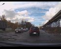 Участок дороги по ул. Кирова г. Воскресенска в ужасном состоянии. Ямы на всем протяжении отмеченного участка. Размеры ям таковы, что не все легковые машины смогут там вообще проехать. При этом это единственная дорога, по которой можно объехать два подряд стоящих железнодорожных переезда, разделяющих город на две части и с достаточно интенсивным использованием для проезда и стоянки поездов. Переезды часто бывают закрыты по несколько часов. Даже ямочный ремонт дороги производился более трех лет назад.