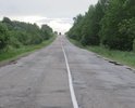 Дорога под постоянными большегрузами вот-вот начнет сыпаться, надо бы подчинить
