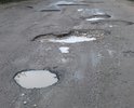 Дорога перестала соответствовать всем стандартам и требованиям качества. Это асфальтовое покрытие, которое совершенно не ремонтировали в следствии чего оно пришло не в годность. Данная дорога связывает посёлки с основным городом, в котором есть больница. Так же по данной дороге каждый день проходит маршрут школьного автобуса. Скоро наступить зима, дорога будет скользкой и аварий будет просто не избежать. Люди просто будут изолированы от города, в котором находятся все службы (скорая, пожарная, полиция, соц. защита и др.)
