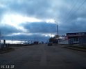 Перекресток, на котором сходится транзитная дорога с дорогой, ведущей к градообразующему предприятию. Требуется капитальный ремонт.