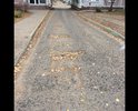 Ямы, грязь, отсутствуют тротуары