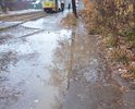 Затоплен в дожди участок между ЖК Современник и трамвайной остановкой.
Невозможно пройти, не промочив ноги на сантиметров 20 в глубину.

Обойти не получается, т.к. кругом грязь вперемешку с водой.
