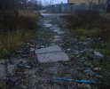 Я ежедневно хожу пешком от улицы Невской 58 до станции Востряково. Улица не освещена, плюс ее просто нет!!! Там навалены булыжники, кирпичи. Жители пытаются проложить из битого кирпича хоть подобие тропинки. А ведь это ГОРОД ДОМОДЕДОВО!!! Когда вечером возвращаемся от станции все жители идут с фонариками, чтобы не убиться по дороге. На письменное обращение к меру города - ответа не последовало никакого!!! Что делать? К кому обращаться непонятно, если мер города не реагирует!!!