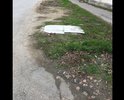Разбитый участок дороги, ямы, глыбы