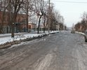 Главная улица города, если в центральной части еще можно проехать, то на пересечении с второстепенными улицами полный швах. Посодействуйте в ремонте, убедите администрацию заняться вопросом асфальтирования этой дороги.