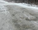 Участок дороги общего пользования через п. Лоймола находится в ужасном состоянии. Ремонтом и текущим содержанием участка на протяжении последних 2-х лет ни кто не занимается. Подобная проблема касается всей дороги Суоярви- Коринноя с разницей лишь, что крайне редко между поселками проходит грейдер, который за прошедшее лето и осень 2017, не производил там ни какой работы.