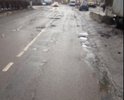 Ужасное состояние дороги улица Агрогородок. За все лето залепили несколько ям и бросили. На асфальте уже живого места нет, всё в заплатках, трещинах и ямах. Пора уже заменить асфальтовое покрытие.