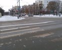 На перекрестке улиц Полевая и Луначарского после летнего ремонта есть неровности на дороге и возле канализационных люков, у автомобиля разбивается подвеска.