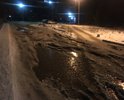 Дорога полностью убита, ехать невозможно, а ведь рядом находится школа и детский дом. На любой легковушке постоянно цепляешь днищем землю, только на уазиках можно проехать.