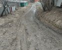 Здравствуйте! С 1995 года когда первый и единственный раз был положен асфальт ремонт на улице зеленой НИКОГДА не проводился! 10 лет мы пишем письма в администрацию города и края с просьбой включить нашу улицу в план ремонта! Каждый раз мы получаем отказ! Все письма с отказами сохранены! 5 января через нашу улицу подрядчик и гоэлекторосеть начали проводить дополнительные кабели электро питания на Гордской стадион. В связи с его реконструкций. Раскапывали вместо обещанных 3 дней неделю. Не могли закопать. И после того, что они присыпали землю уехали! Улица и так находилась в ужасном состоянии и до этого, но после раскопок она превратилась в кашу из грязи, глины и мелких камней! Пройти по улице можно только в резиновых сапогах грязи по щиколотку! По нашей улице ходят дети в начальную школу№ 8 (на улице Энгельса) даже грузовик по забору мусора буксует и застревает на нашей улице! Примите меры !!! Невозможно абсолютно передвигаться !!!