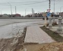 Прошу Вас обратить внимание на данный участок дороги, который является основным соединяющим маршрутом дачные садовые товарищества "Весна" и "Авангард" с городом Каспийск, из за отсутствия нормального слива для дождевой воды и в следствии чего разрушения асфальтированного дорожного покрытия с образовавшимися там ямами пройти пешком данный участок дороги в непогоду становится просто не возможно, ежедневно по ней ходят дети и их родители проживающие в этих дачных сообществах в близлежащую Школу №3 и Детский сад №26 кроме того что путь до них и так не малый им ещё выпадает испытание пройти этот участок дороги не вымазавшись в грязи. Вроде мы живем в черте города но как показывает сложившиеся ситуация которой не первый год городской администрации до людей проживающих по волею судьбы на постоянной основе в этих дачных обществах нет дела. Пожалуйста не оставляйте данное обращение без ответа на Вас вся надежда!!!
