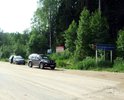От границы Карелии и Архангельской области до Каргополя грунтовая дорога. 
Иногда проходит грейдер, зимой посыпают редко и мало, много закрытых поворотов с обратным уклоном дороги.