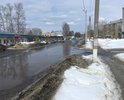 Дорога находится в не нормативном состоянии. Ямы и кодобины. нарушаются требования безопасности дорожного движения, технические правила ремонта и содержания улиц и городских дорог. ВСН 24-88, Государственный стандарт РФ ГОСТ Р 50597-93.
Половину ям невозможно сфотографировать, так как они находятся под водой