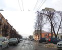 Дорога убита. асфальт сошел вместе со снегом.