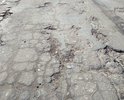 Данный участок дороги находится в аварийном состоянии. Просим принять меры.