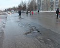 небольшой участок на перекрёстке ул. Севастопольская и 30 лет октября имеет ямы , которые мешают нормальному движению транспорта на этом участке дороги