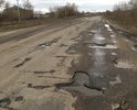 Участок дороги в ненормативном состоянии. Ямы и колейность