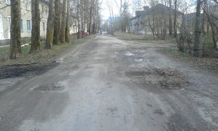 None, Зеркальная улица