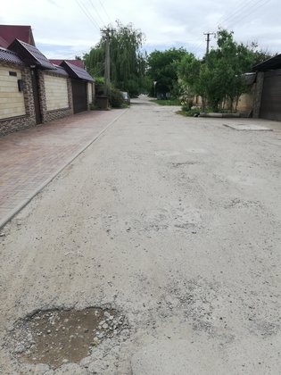 None, Набережная улица