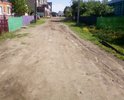 По улице сделали асфальт только до многоэтажки. До конца улицы( метров 200) не хватило сил, денег или ещё чего.