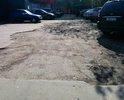 Можно ли территорию вокруг магазина называть дорогой не знаю, но это дорога вокруг моего дома, которой я пользуюсь ежедневно. По ней ежедневно проезжают десятки легковых и грузовых автомобилей. Не ремонтировалась, даже "ямочным" ремонтом Ни Разу за последние несколько лет.