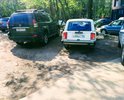 Можно ли территорию вокруг магазина называть дорогой не знаю, но это дорога вокруг моего дома, которой я пользуюсь ежедневно. По ней ежедневно проезжают десятки легковых и грузовых автомобилей. Не ремонтировалась, даже "ямочным" ремонтом Ни Разу за последние несколько лет.