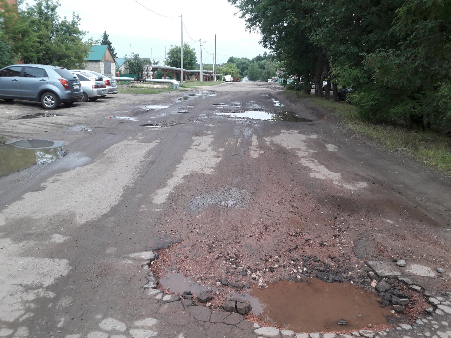 Разбитый участок. Улица Южная Котовск. Дятьково разбитые дороги. Разбитые дороги Нижний Новгород. Разбитые дороги в Королеве.