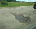 Дорога в ужасном состоянии. Даже ямочный ремонт не выполняется с 2014 года. Крайне небезопасна для движения автотранспорта. Единственная дорога до д. Юж-Толешево. По этой дороге ездит автобус и дети добираются в школу. Огромные ямы глубиной до 30см, а также вспученный асфальт высотой до 20 см. Полное отсутствие разметки.