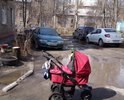 Несколько лет подряд мы обращаемся в администрацию г. Королев с просьбой привести в надлежащее состояние дорожное покрытие, которое в настоящее время опасно для жизни и здоровья граждан. В ответ получаем несколько отписок в год и увеличивающиеся ямы. Если необходимо будет предоставить письменные ответы администрации - они в наличии за несколько лет. Последнее обращение было на личном приеме у Копцика Ю.А. 7 мая 2018 года, мы просили его если нет возможности восстановить асфальтовое покрытие, хотя бы засыпать ямы щебнем. Он лично обещал, что проблему устранят в ближайшие дни.
Как вы понимаете, традиционно, никто ничего не сделал. Помогите решить проблему, пожалуйста.