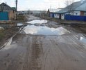 Это переулок,без названия,безымянный,он начинается от д.252 ул.Красноармейская до ул.Матросова д.84  , дорога разбита,вся в глубоких ямах и колеях,ямы     все сезонно наполнены водой -проехать невозможно,а пройти нереально.Требуется строительство дороги.