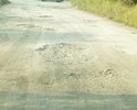 конец улицы просто катастрофа,машина защитой бьется каждый раз.последнии камешек вылетит по которому все проезжают и все будет не проехать