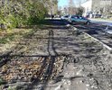 Один из самых оживленных перекрестков города. Практически все автобусные маршруты северной части города проходят здесь. Но... Даже ремонт нормально сделать не могут.