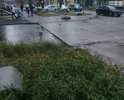 Один из самых оживленных перекрестков города. Практически все автобусные маршруты северной части города проходят здесь. Но... Даже ремонт нормально сделать не могут.