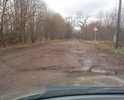 Огромные и глубокие ямы. В 2018 году дорога не ремонтировалась
