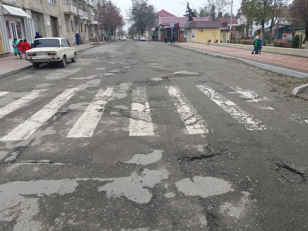 Моздок картинки. Яма моздок. Микрорайон моздок. Моздок. Black bar моздок.