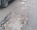 Здравствуйте! г.Советск,ул.Жилинское шоссе 3А, пожалуйста обратите внимание, проезжая часть не ремонтировалась лет 15, овраг на овраге, на фото плохо видно из за луж, но состояние дороги плохое.Надеемся, что на этот раз мы попадем в программу ремонта дорог, (т.к. нашу улицу всегда игнорируют и никогда не включают в план ремонта)Люди сами засыпают периодически эти ямы. С уважением жители этого дома.