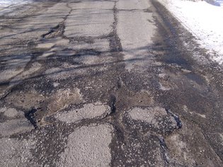 None, Весёлая улица