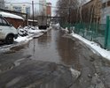 На данном участке дороги постоянная "Миргородская лужа". Кроме того здесь же присутствуют выбоины глубиной до 40 см. Обращения с октября 2017г. в "Добродел" отправлялись в администрацию рп Новоивановское, которая вместо реального решения вопроса отделывалась отписками (последняя - февраль 2019г.)