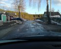 Почти вся ул. Речная в ужасном состоянии. Половина улицы с асфальтовым покрытием в глубоких ямах. Данная дорога ведет к дому интернату для престарелых и инвалидов. Вторая часть дороги от дома №1 до дома №11 грунтовая, в местах где проводилась засыпка щебнем и асфальтной крошкой в приемлемом состоянии. Там где щебнем не засыпали, дорога превратилась в кашу с колеей. На ул. Речной ближе к перекрестку с ул. Ново-Белинского постоянно огромная лужа, в этом месте необходимо сделать водоотвод или приподнять проезжую часть, чтобы вода уходила в сторону леса. Так же на перекрестке ул. Речной и Дачной есть люк с большим перепадом высот, этот участок дороги грунтовый и с большим уклоном, поэтому постоянно размывается водой при таянии снега или сильном ливне. Необходимо выровнять дорогу возле люка.